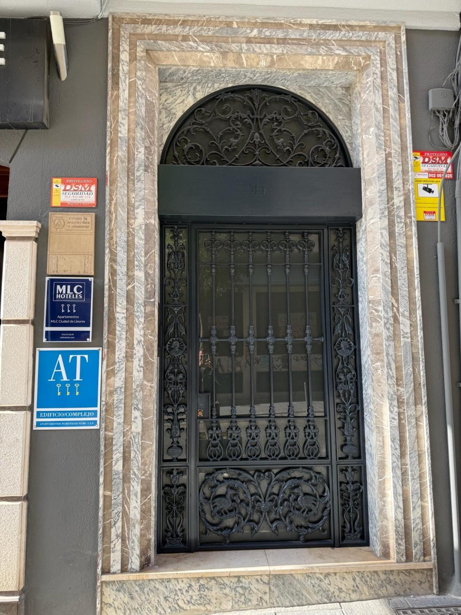 Apartamentos Mlc Ciudad De Linares Λινάρες Εξωτερικό φωτογραφία